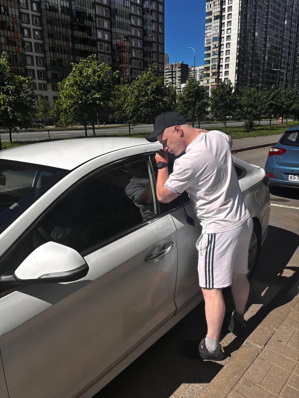 Вскрытие автомобиля без повреждений в Аннино